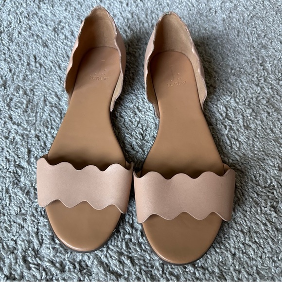 J Crew Leather Scalloped Peep Toe Flat Sandals